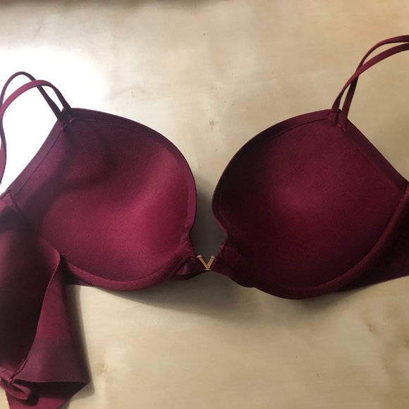 Victoria's Secret Push-Up bra - Picture 4 of 4